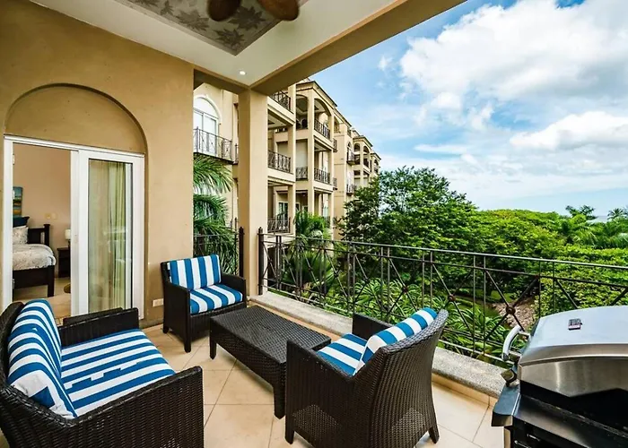 Aparthotel Oceanview Escape Large Pool And 247 Security!